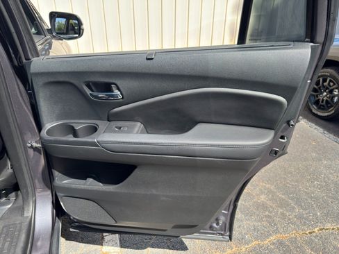 Used 2022 Honda Pilot Special Edition image 44