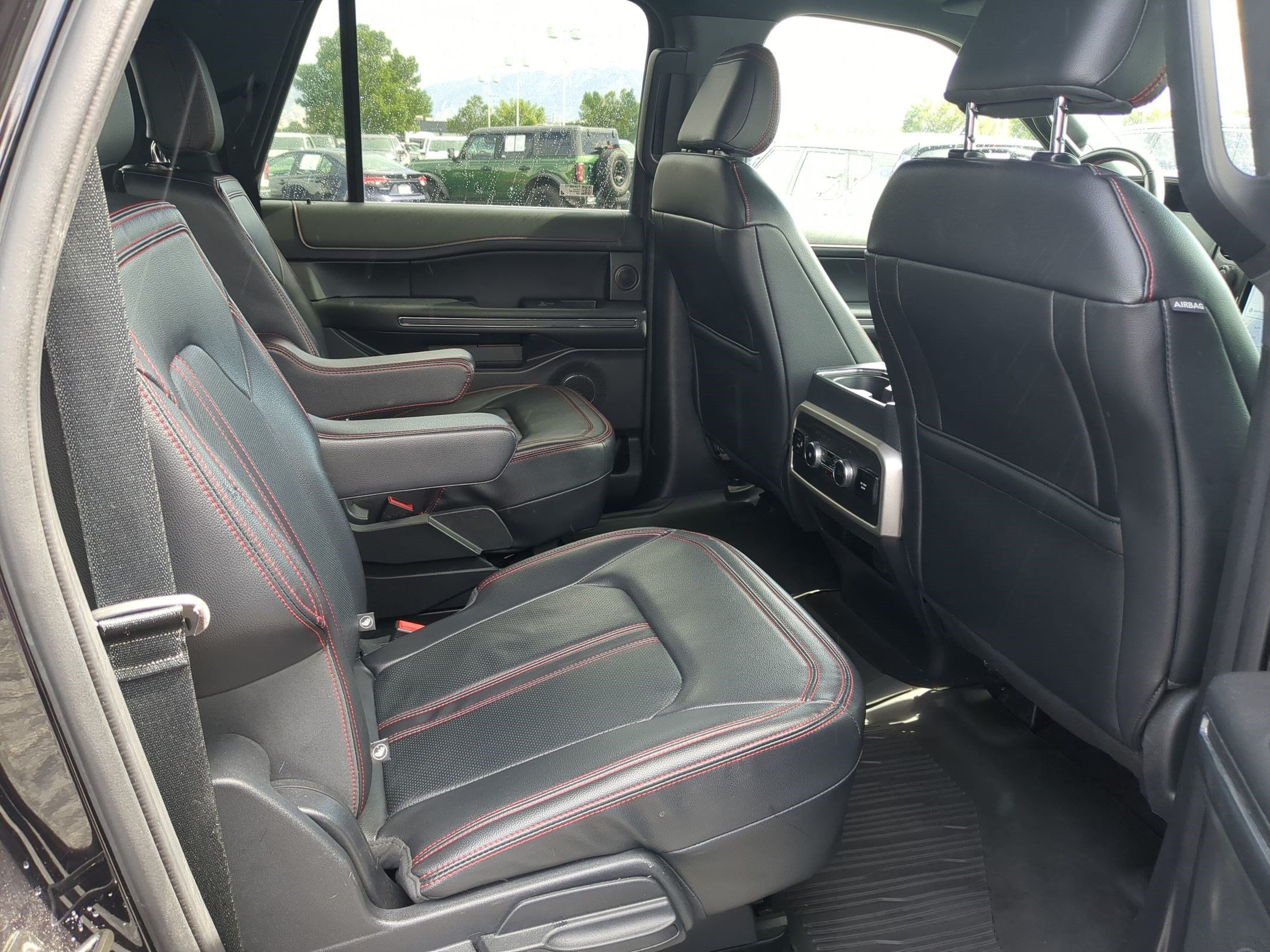 Used 2023 Ford Expedition Max Limited AWD/4WD image 31