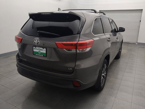 Used 2018 Toyota Highlander Plus image 7
