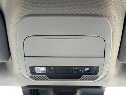 Used 2023 Ford F250 XLT AWD/4WD image 21