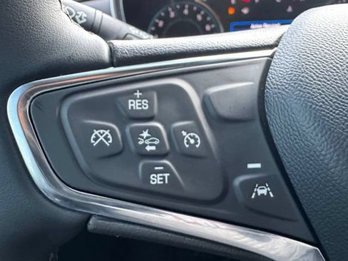 Used 2024 Chevrolet Equinox LT FWD image 7