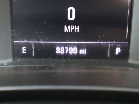 Used 2018 Chevrolet Equinox LS AWD/4WD image 18