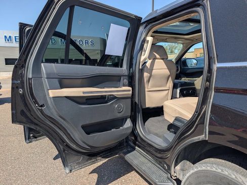 Certified 2024 Ford Expedition Limited AWD/4WD image 12