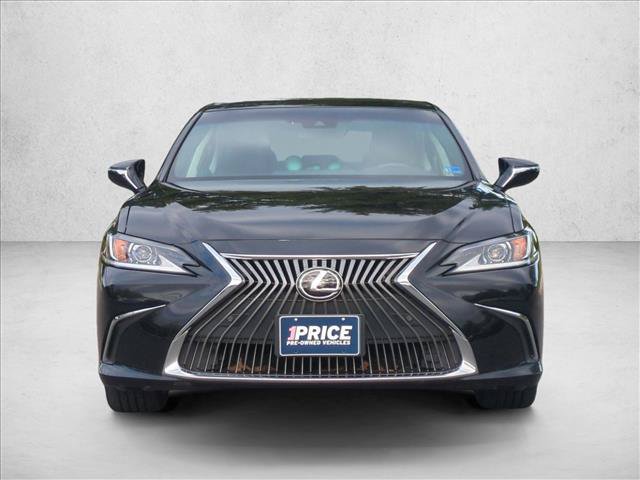 Used 2020 Lexus ES 350 w/ Accessory Package FWD image 2