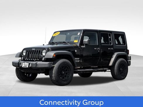 Used 2018 Jeep Wrangler Unlimited Sport S AWD/4WD image 3