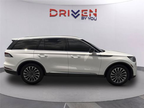 Used 2022 Lincoln Aviator Reserve RWD image 3
