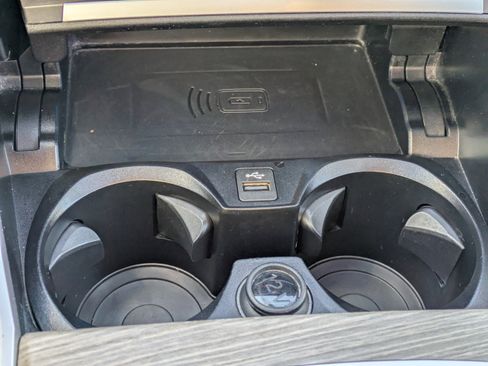 Used 2025 BMW 430i Convertible w/ Premium Package image 22