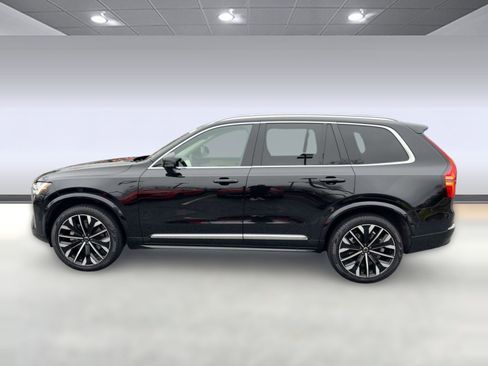 Certified 2025 Volvo XC90 B6 Plus image 2