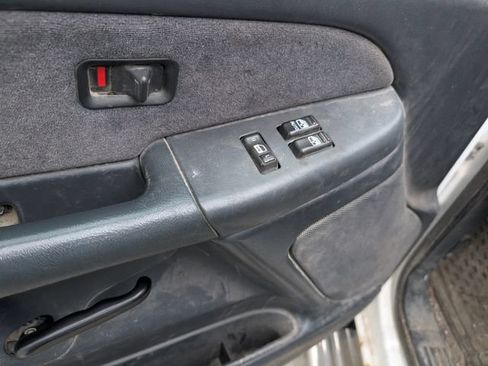 Used 2002 Chevrolet Silverado 1500 4x4 Extended Cab image 7