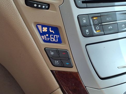 Used 2013 Cadillac CTS Premium RWD image 13