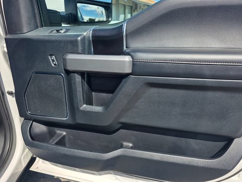 Used 2018 Ford F350 Platinum w/ Platinum Ultimate Package AWD/4WD image 24