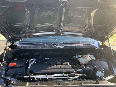 Used 2022 Chevrolet Silverado 1500 Custom image 17