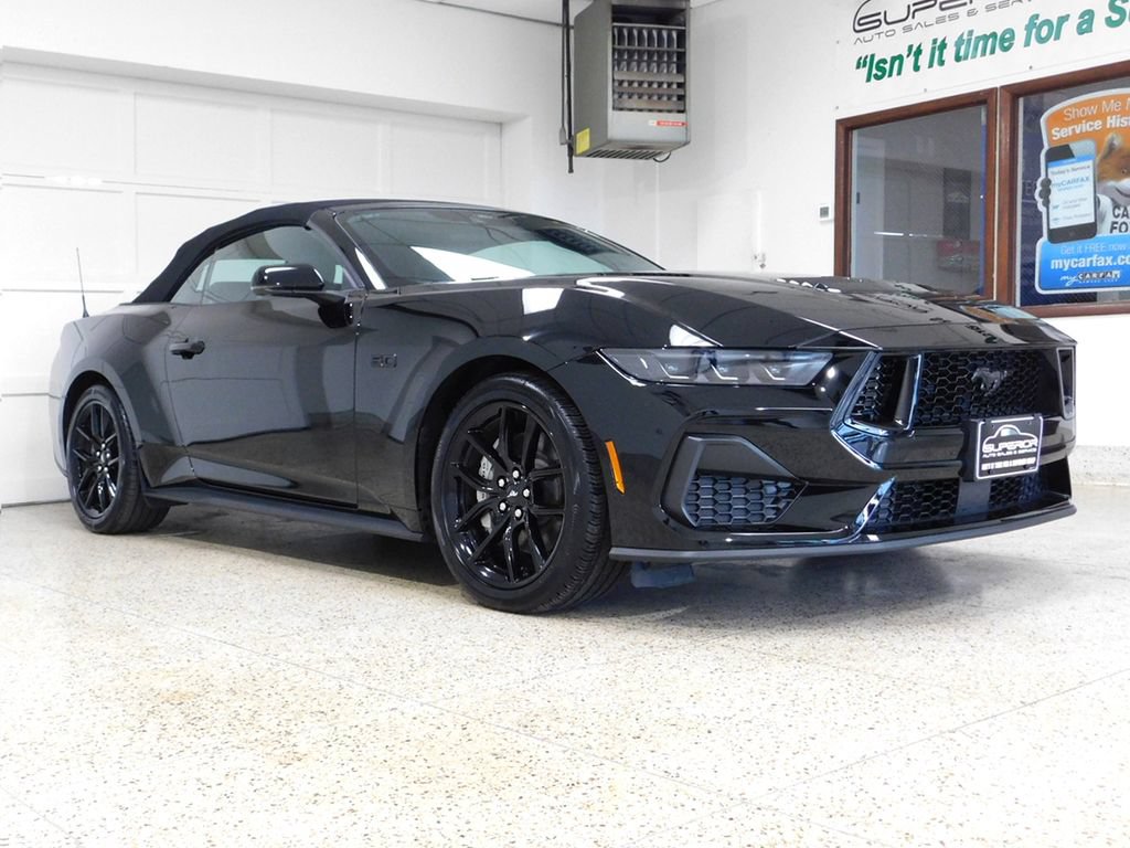 Used 2025 Ford Mustang GT Premium RWD image 6