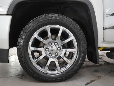 Used 2018 GMC Sierra 1500 Denali image 31