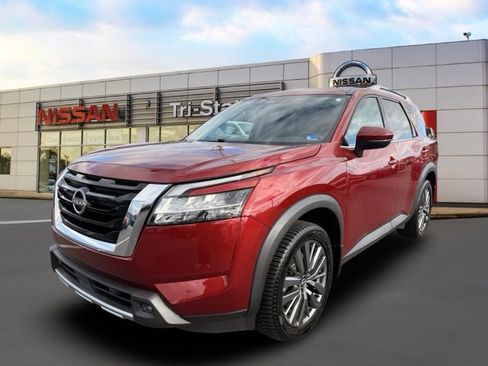 Certified 2023 Nissan Pathfinder SL w/ SL Premium Package image 2