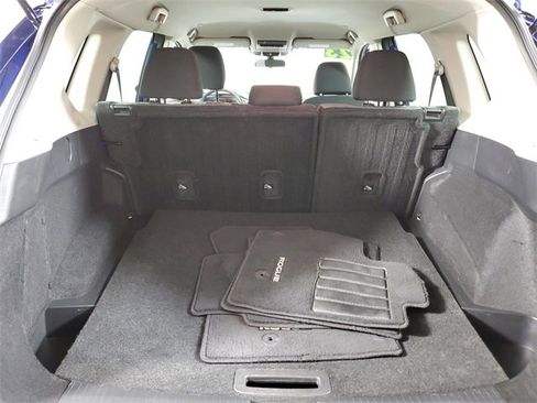 Used 2023 Nissan Rogue SV image 7