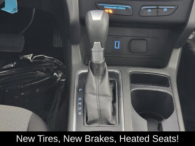 Used 2017 Ford Escape SE w/ SE Cold Weather Package FWD image 24