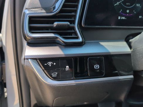 Used 2025 Kia Sportage SX FWD image 34