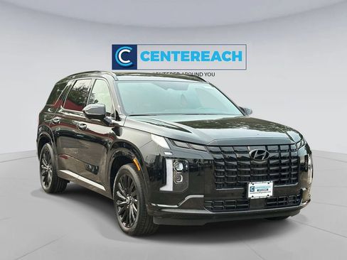 Used 2025 Hyundai Palisade Calligraphy AWD/4WD image 2