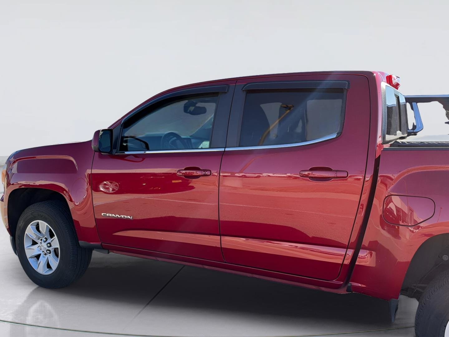 Used 2018 GMC Canyon SLE w/ SLE Convenience Package RWD image 5