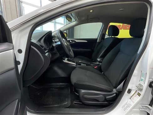 Used 2019 Nissan Sentra S FWD image 11