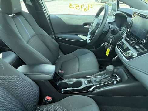 Used 2022 Toyota Corolla SE image 5