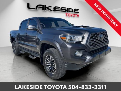 Used 2021 Toyota Tacoma TRD Sport w/ TRD Premium Sport Package image 8