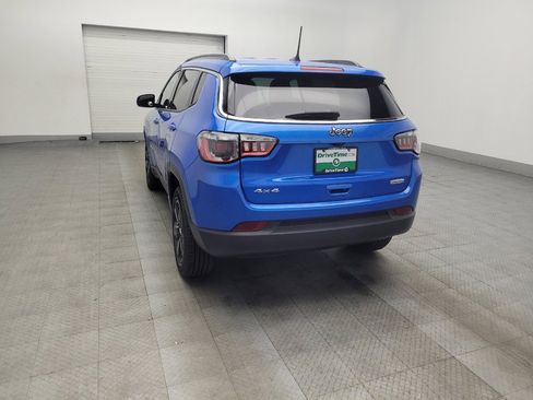 Used 2021 Jeep Compass Latitude AWD/4WD image 5