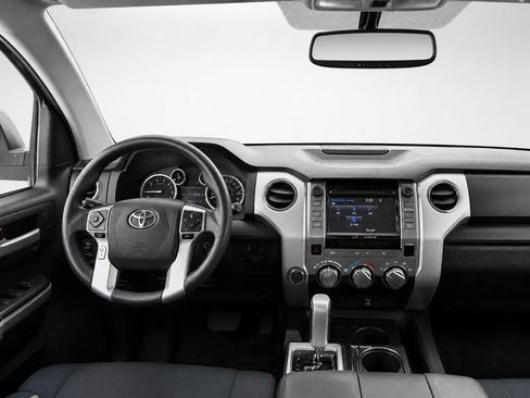 Used 2016 Toyota Tundra SR5 AWD/4WD image 10