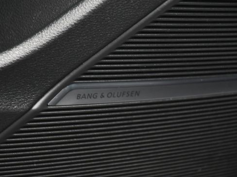 Used 2025 Audi SQ7 Premium Plus image 11