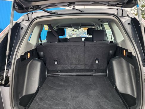 Used 2020 Honda CR-V LX image 24