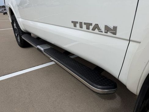 Used 2024 Nissan Titan Platinum Reserve w/ Moonroof Package image 10