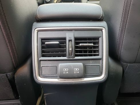 Used 2022 Subaru Forester Limited AWD/4WD image 6