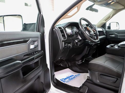 Used 2019 RAM 2500 Big Horn AWD/4WD image 3