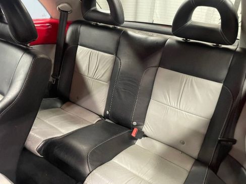 Used 2004 Volkswagen Beetle GLS image 11