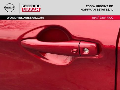 Used 2019 Nissan Rogue Sport SL w/ Premium Package image 11