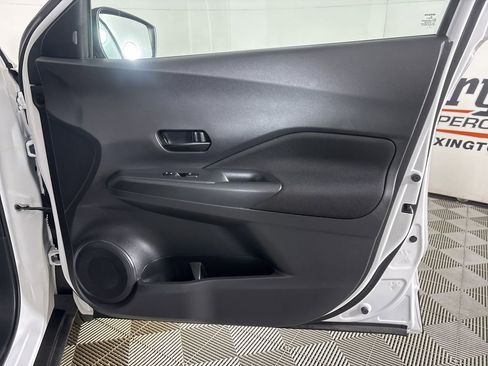 Used 2024 Nissan Kicks S image 24