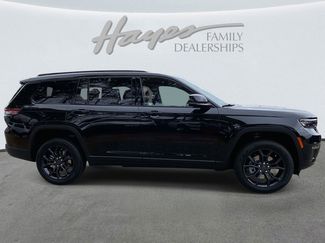 New 2025 Jeep Grand Cherokee L Limited AWD/4WD video 3