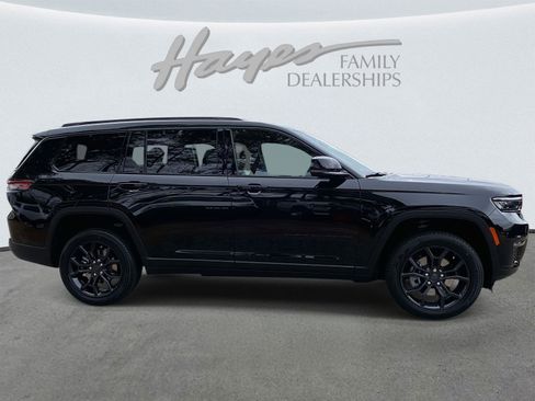 New 2025 Jeep Grand Cherokee L Limited AWD/4WD image 3