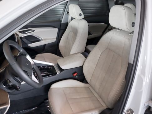 Certified 2025 Audi Q5 Premium w/ Convenience Package AWD/4WD image 6