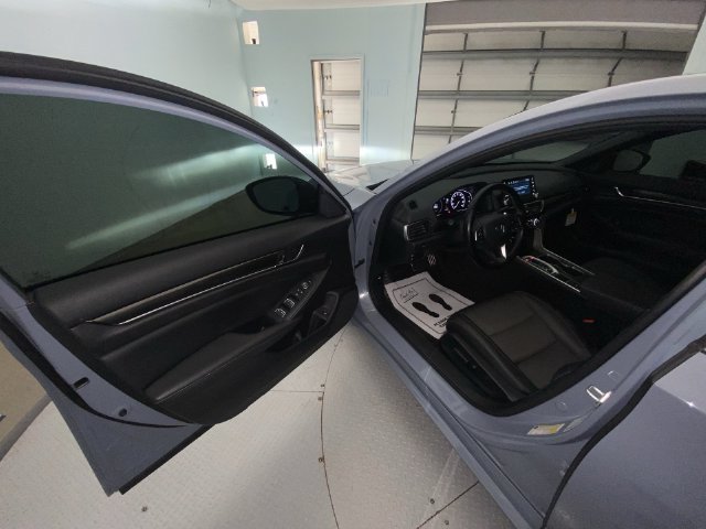 Used 2022 Honda Accord Sport image 11