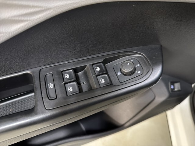 Certified 2023 Volkswagen Taos S AWD/4WD image 18