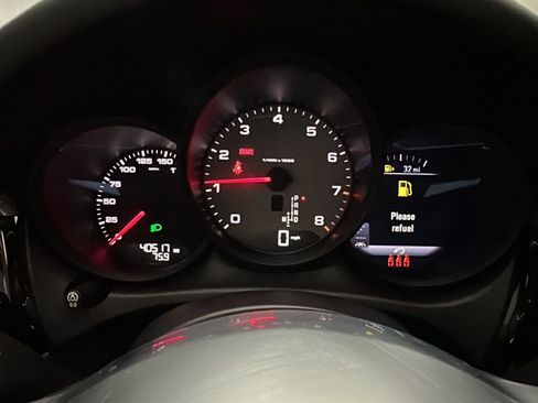 Used 2021 Porsche Macan S image 24