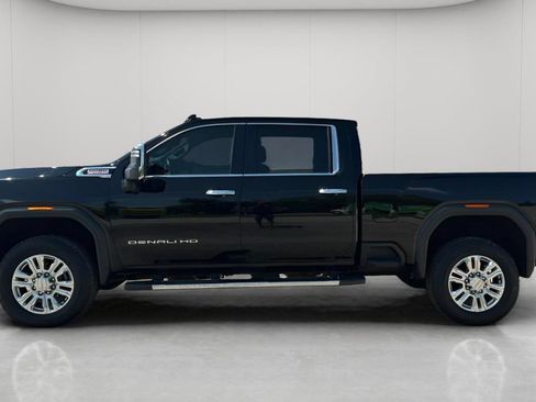 Used 2022 GMC Sierra 3500 Denali AWD/4WD image 9
