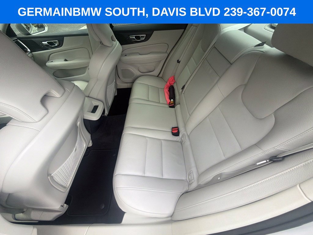 Used 2020 Volvo S60 T5 Momentum FWD image 17