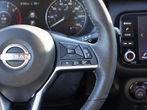 Used 2024 Nissan Kicks SR w/ SR Premium Package image 31