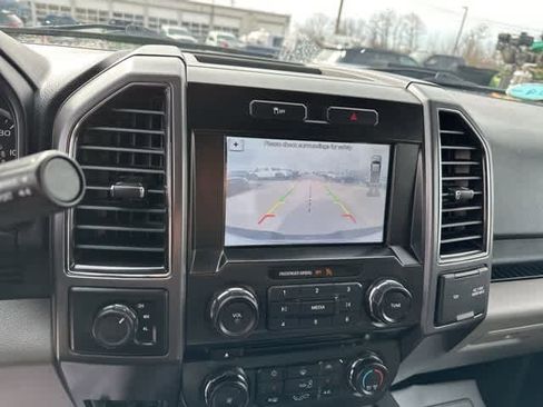 Used 2017 Ford F150 XLT w/ Equipment Group 302A Luxury image 10