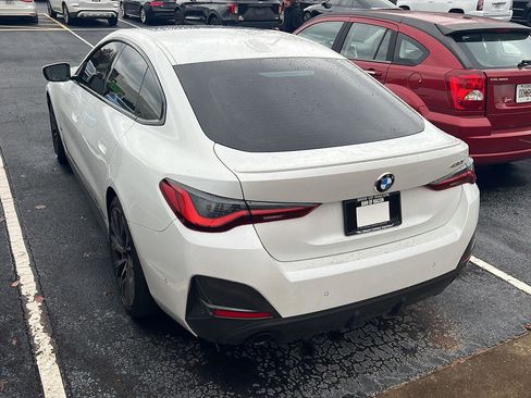 Certified 2022 BMW 430i w/ M Sport Package image 10