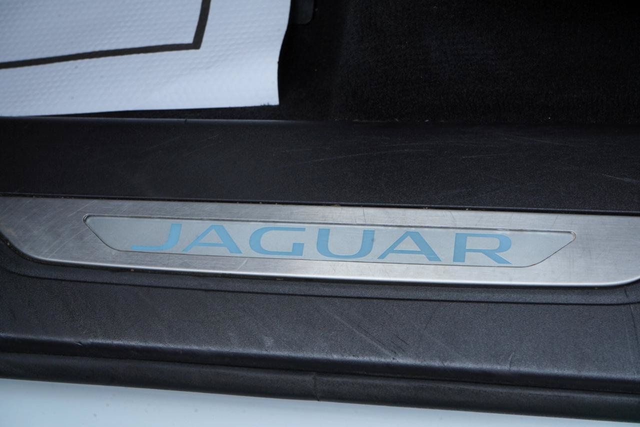 Used 2020 Jaguar F-PACE Premium AWD/4WD image 19