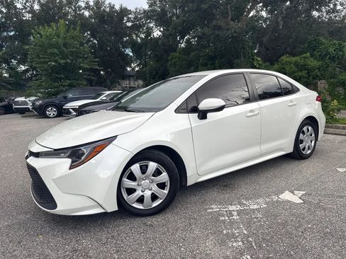 Used 2020 Toyota Corolla LE FWD image 4